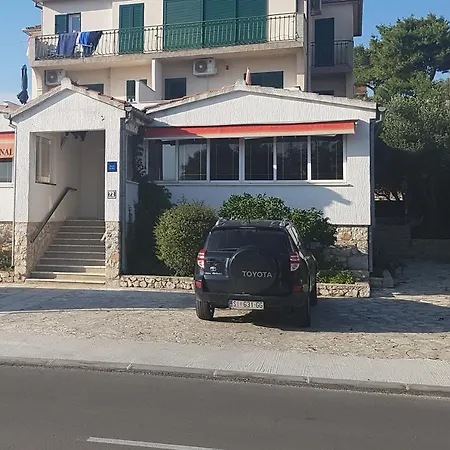 Triple Solaris 12269b 3* Sibenik