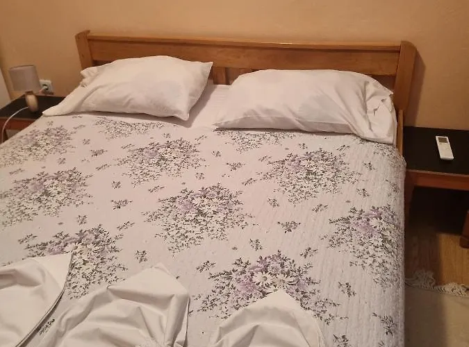 Triple Solaris 12269b